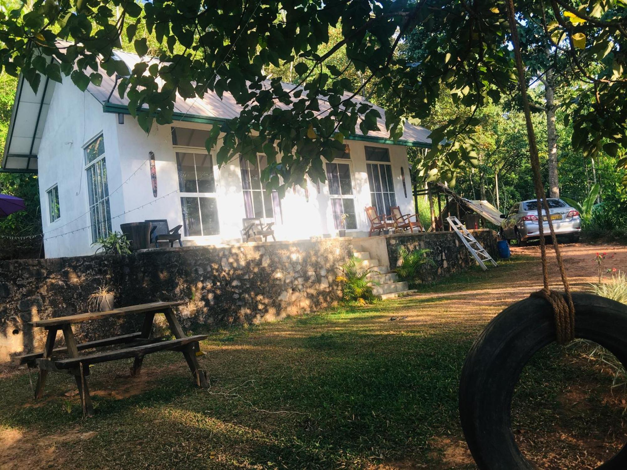 Little Wood Villa And Retreats Doluwa Kandy Exterior photo